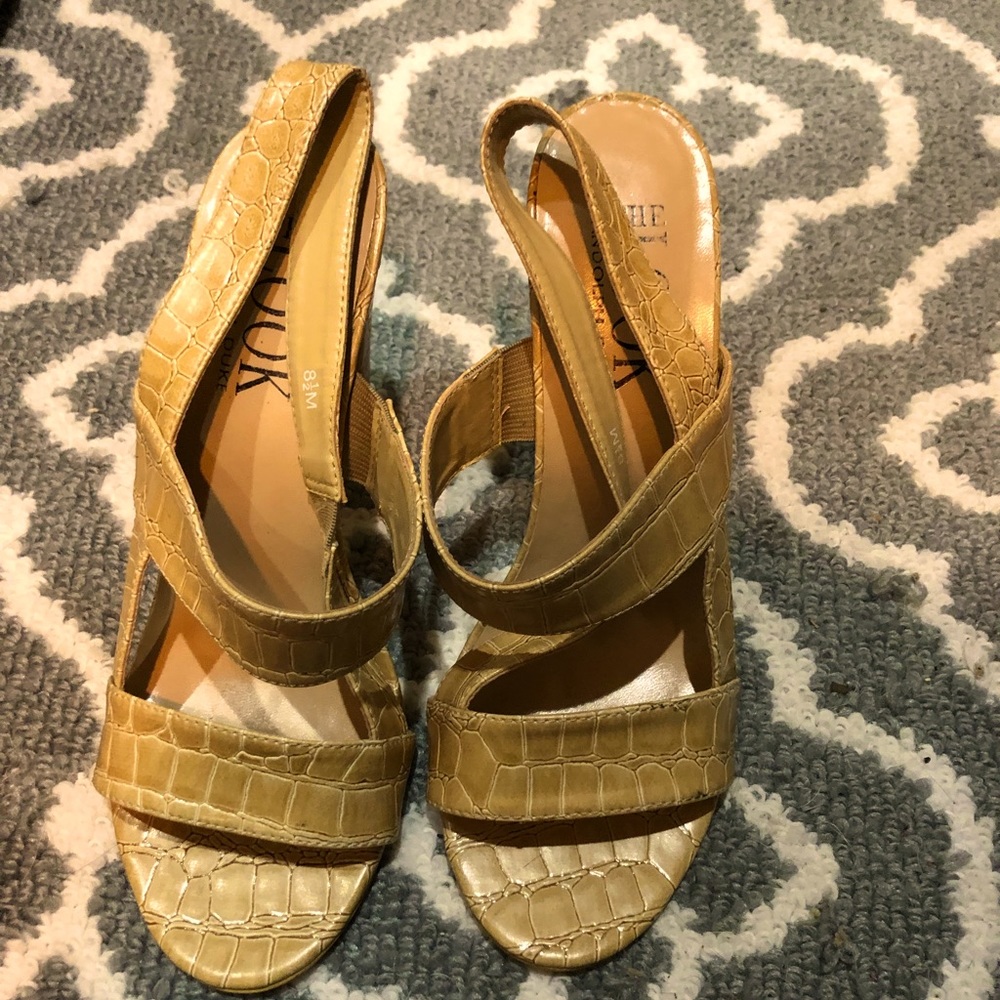 Randolph Duke tan heels 8.5